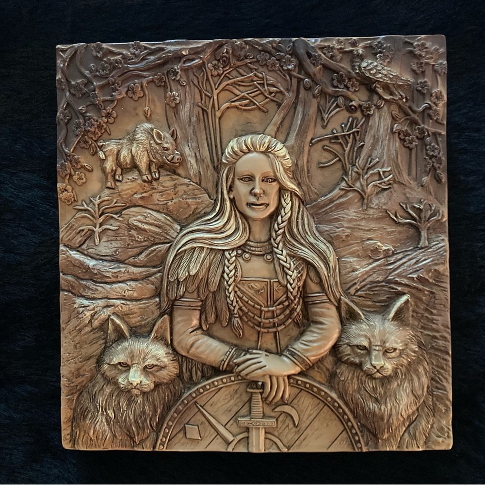 Norse God Freya and Her Cats - 3D Art Tile, resin